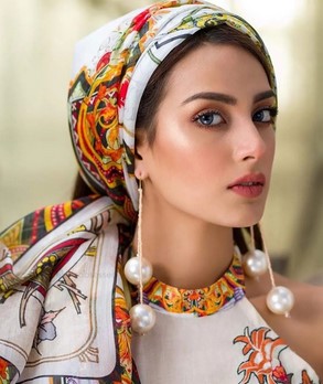 Iqra Aziz