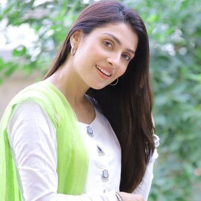 Ayeza Khan