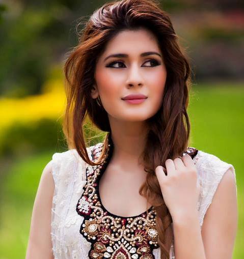 Kubra Khan